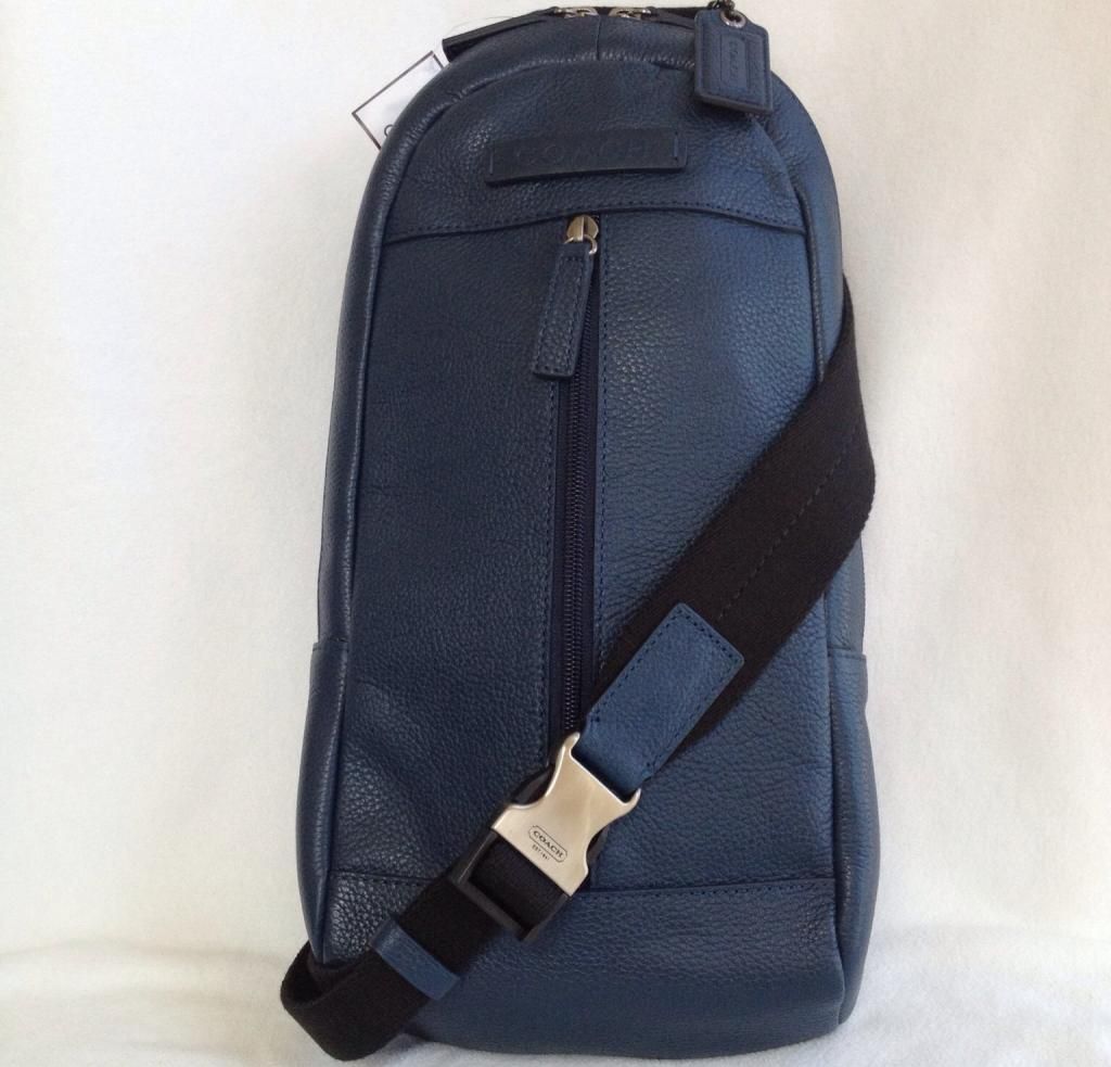 NWT MENS COACH CAMDEN Pebbled LEATHER Navy BLUE SLING Utility Bag